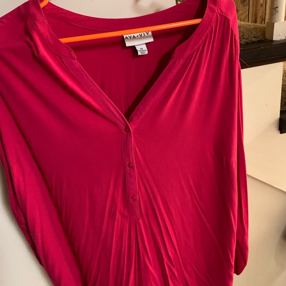 Long sleeve pink blouse with buttons
